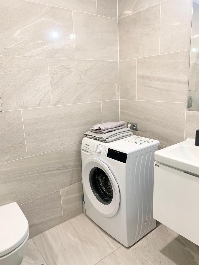 Harfa Apartment Chill Zone Прага Екстериор снимка